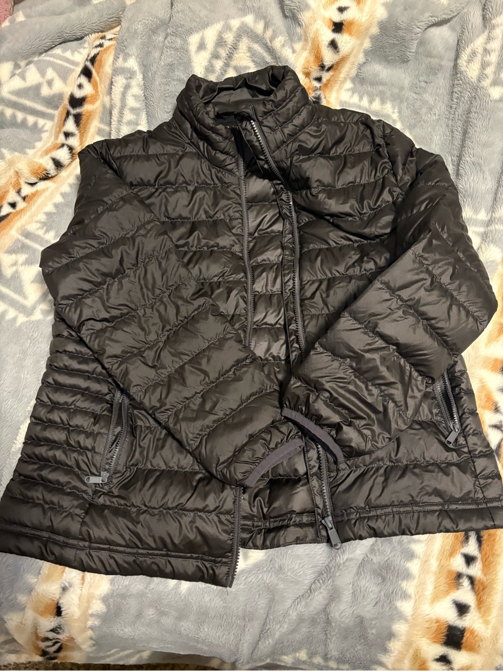 Quince Black Quilted Packable Puffer Jacket